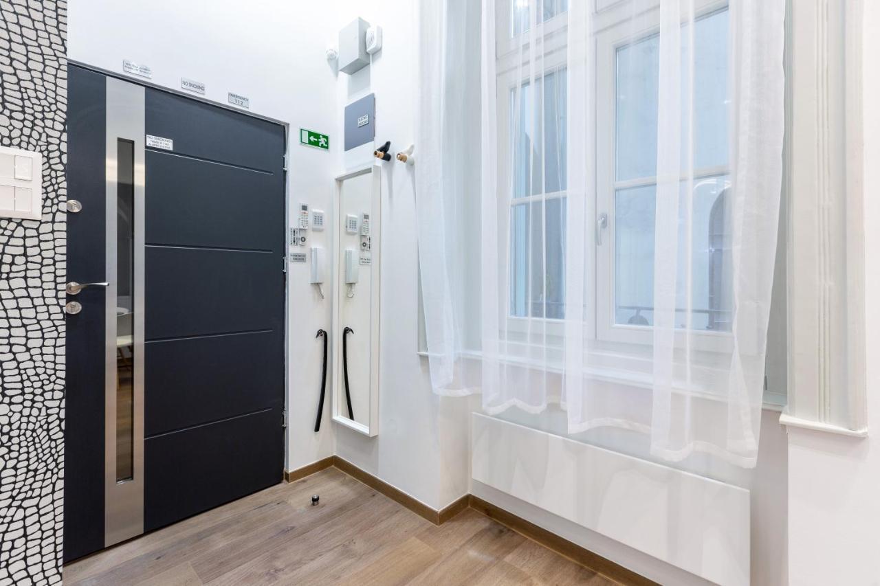 Premium Apartment By Hi5-King Street'S Luxury Suite Budapest Eksteriør billede