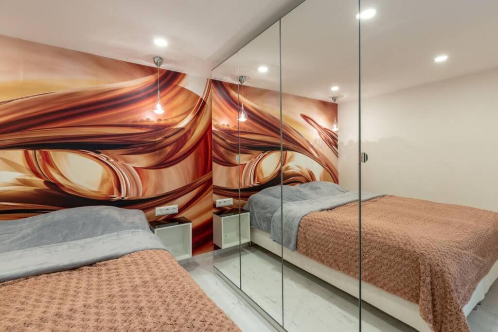 Premium Apartment By Hi5-King Street'S Luxury Suite Budapest Eksteriør billede