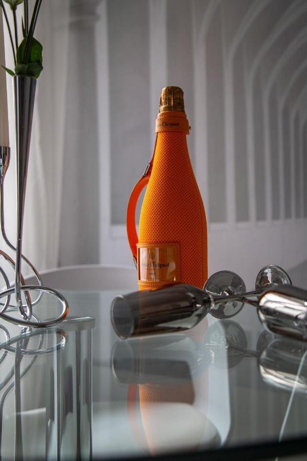 Premium Apartment By Hi5-King Street'S Luxury Suite Budapest Eksteriør billede